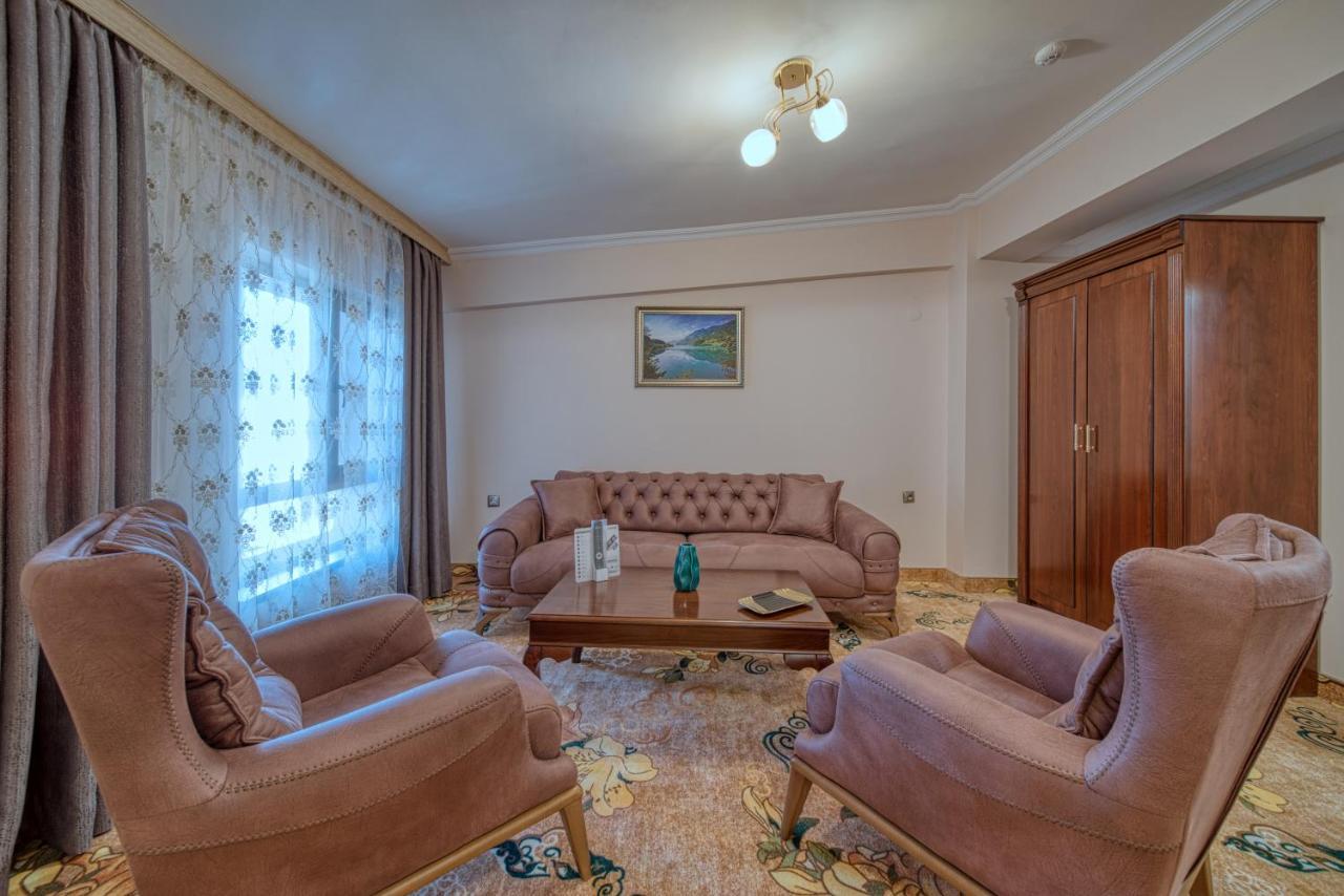 Residence Konstantina Palace Kazanlŭk Exteriér fotografie